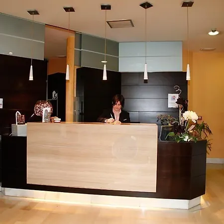 Del Camino Мьерес